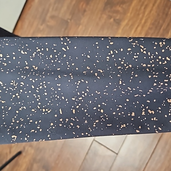 Women's Buff Bunny Black Copper Leggings Size Large Athletic Spandex Compression - Picture 7 of 7